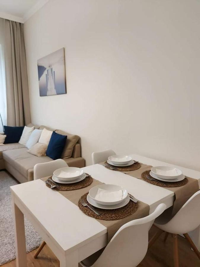דברצן Alfoeldi Palace Apartman מראה חיצוני תמונה
