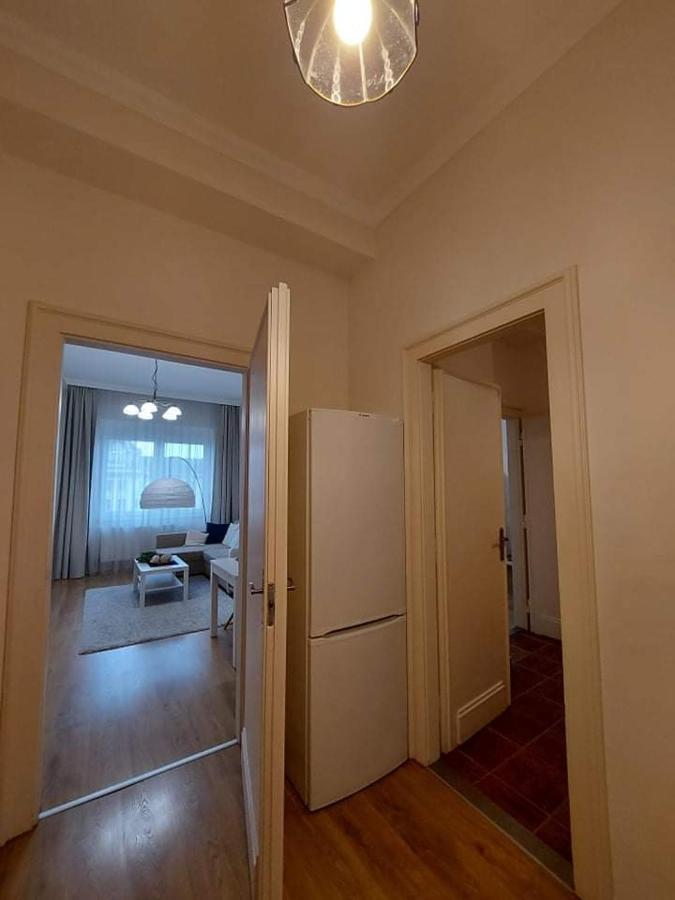דברצן Alfoeldi Palace Apartman מראה חיצוני תמונה