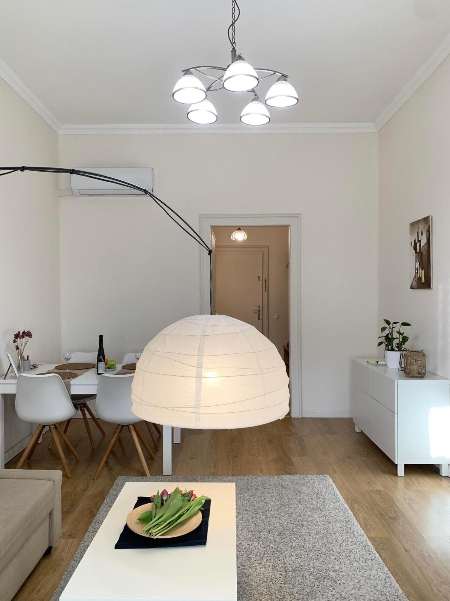 דברצן Alfoeldi Palace Apartman מראה חיצוני תמונה